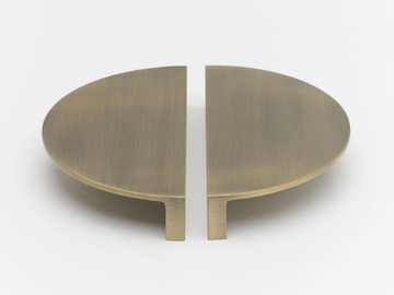 LUNA - Brass door handle by Lo & Co Interiors - view 2
